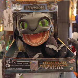 Share How To Train Your Dragon: RealFX Toothless Interactive Toy ! NIB**READ**